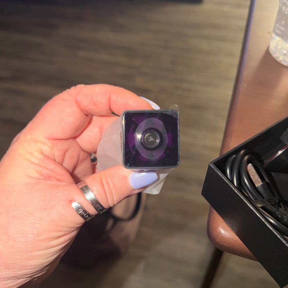 Compact Black Mini Camera - Picture 5 of 8